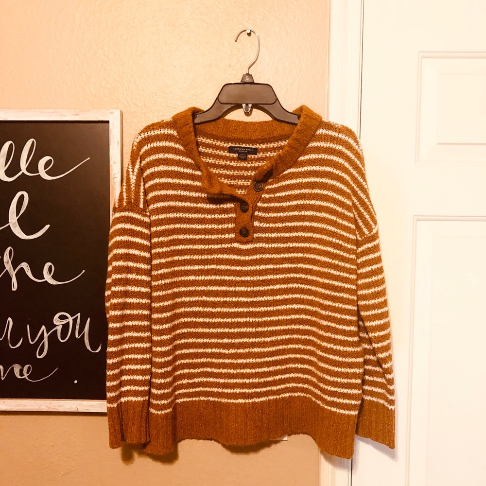 | American Eagle Pullover |